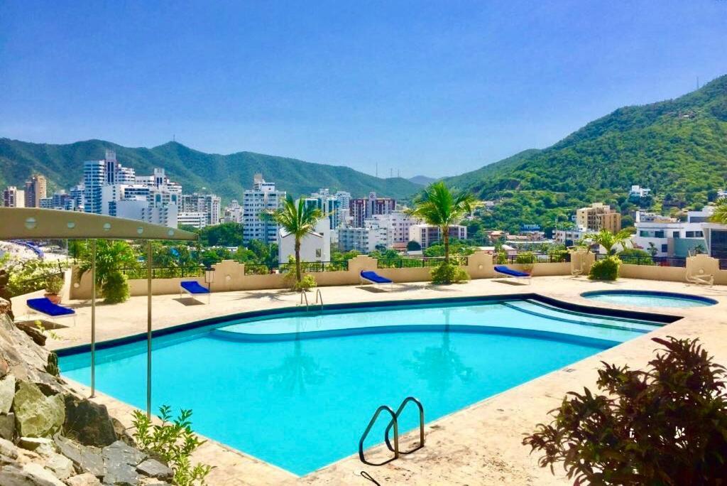 Edificio El Penon Del Rodadero Lejlighed Santa Marta  Eksteriør billede